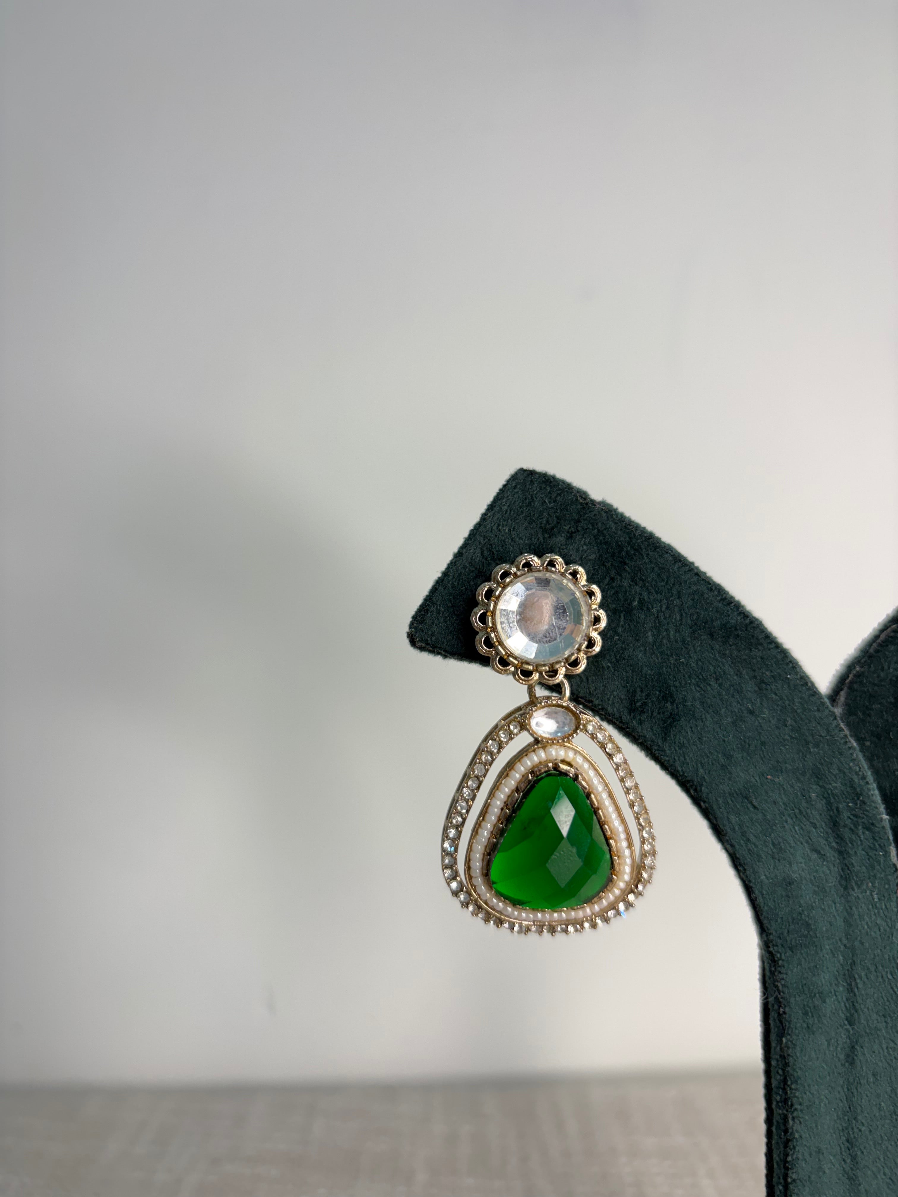 Meher Drop Earrings - Emerald Green