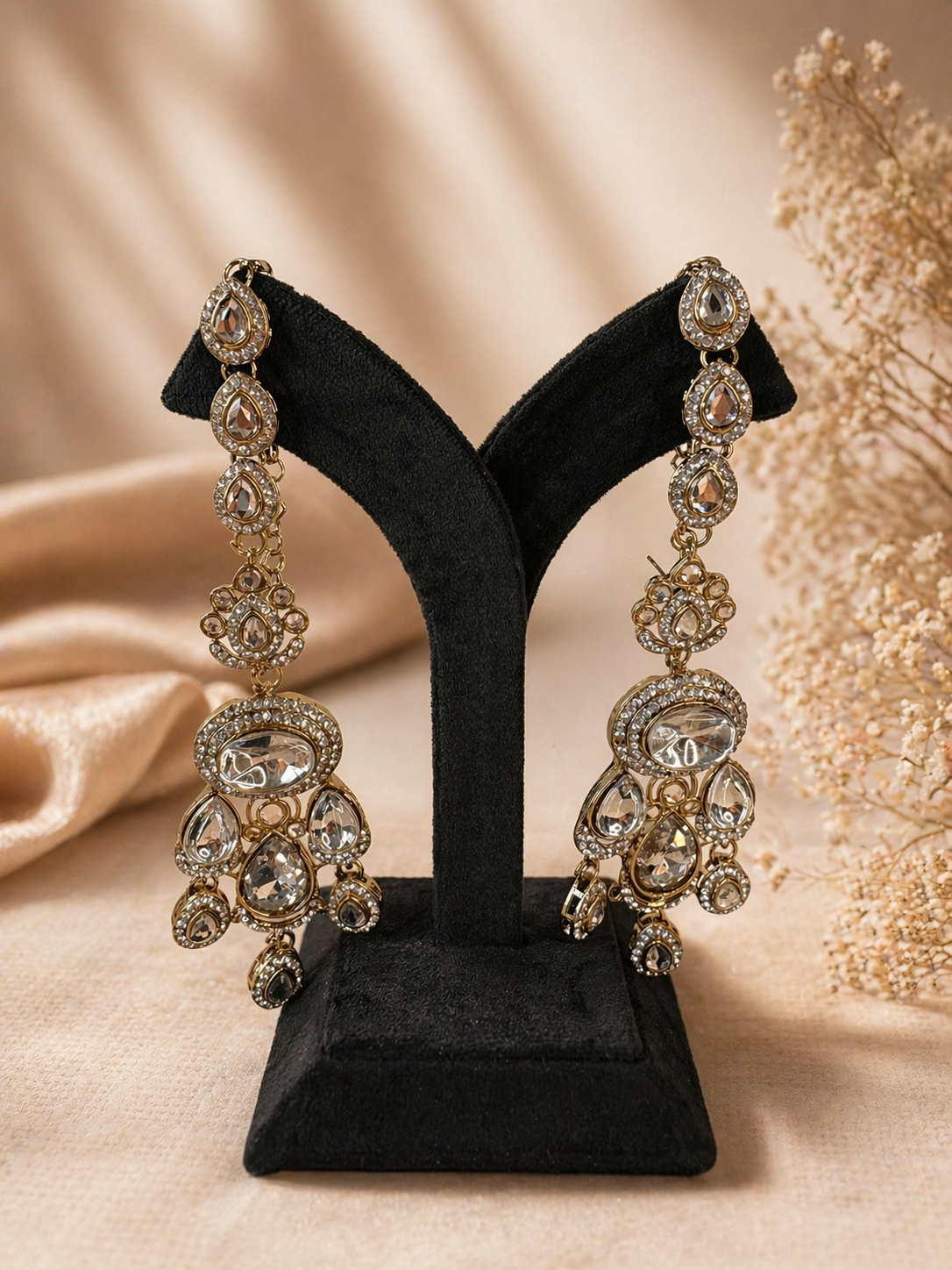 Noor Royale Statement Choker
