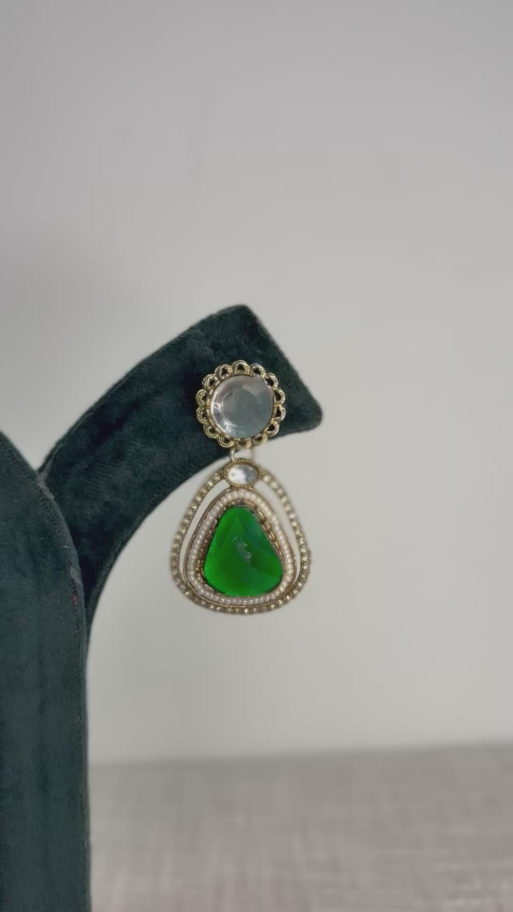 Meher Drop Earrings - Emerald Green