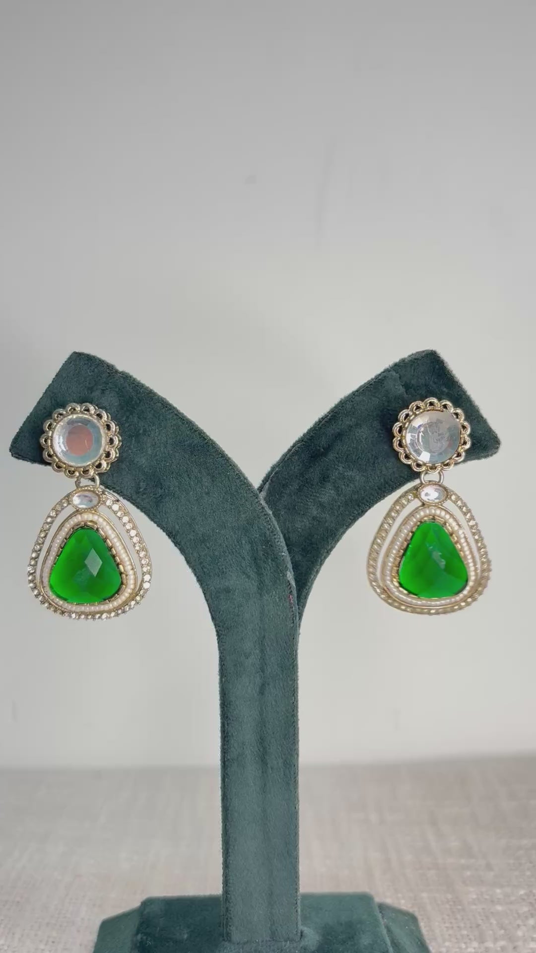 Meher Drop Earrings - Emerald Green